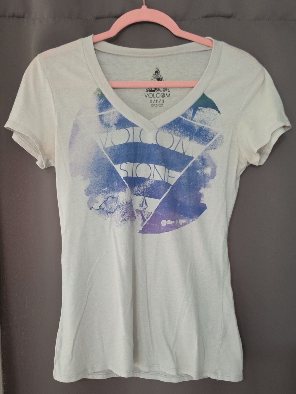 Volcom Women's Light Gray V-Neck Tee with Blue and Purple Graphic